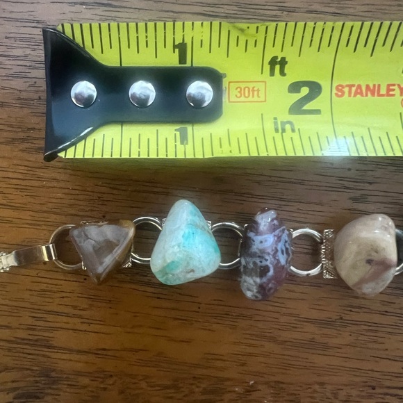 1970’s vintage gold tone panel link bracelet with mixed gemstones - Picture 10 of 13